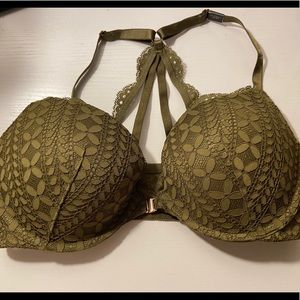 Victoria secret NWT 36D